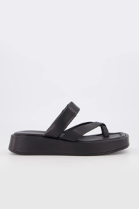 Accessories: Bronwyn Joanie - Black