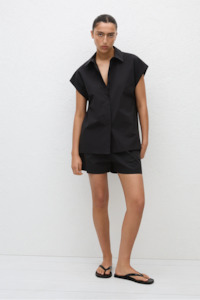 Matteau Relaxed Sleeveless Shirt - Black