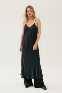 Silk Laundry: Silk Laundry 90s Slip Dress - Black