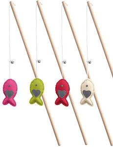 Play Cat: Hunter Cat toy by Laura - Dangler Fish