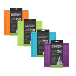 Eat Accessories Dog: LickiMat Classic Soother