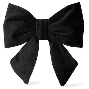 Wear Accessories Dog: Black Velvet Lady Dog Bow
