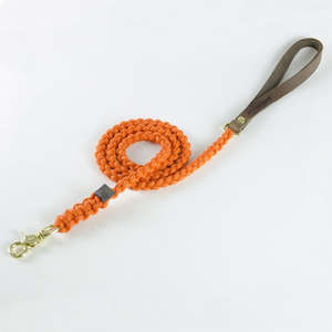 Molly And Stitch: Touch of Leather Leash - Pumpkin