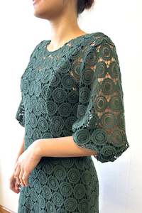 DRESSES: DARA LACE | GREEN
