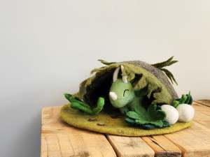 Prehistoric World - Felted Dinosaur Cave