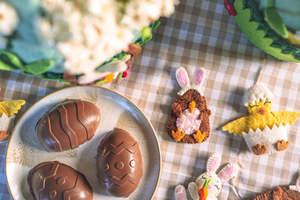 Finger Puppet Play: Easter Finger Puppets