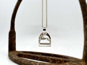 Stirrup Pendants: LARGE Stirrup Pendant | Jumping Horse