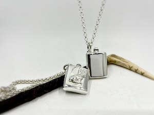 Horsehair Pendants: Flask for Keepsakes Pendant