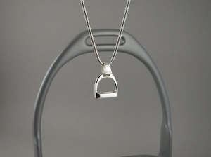 Small Stirrup Pendants: SMALL Stirrup Pendant