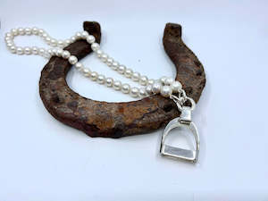 SUPER JUMBO Stirrup Pendant