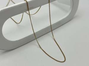 9ct Gold Chains: 9ct Yellow Gold Fine Diamond Cut Curb Chain | Preloved