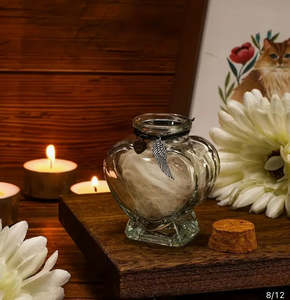 Miscellaneous: Memorial Bottle For Pet Hair