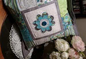 Cushion Patterns: Floral Fun Cushion Pattern