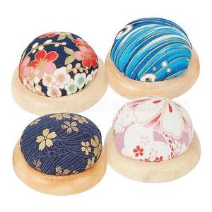 Helpful Sewing Craft Tools: Desk Top Pin Cushion