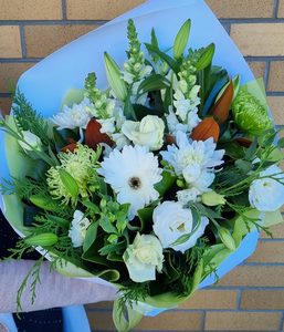 Products: Classic Whites and Greens Flowers Cherrywood Florist