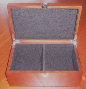 Chess: Two Compartment Walnut Chest Small