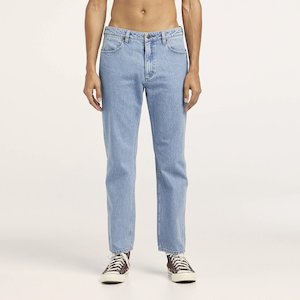 Mens Jeans: Wrangler Eazy Straight Jean - Cowboy Blues