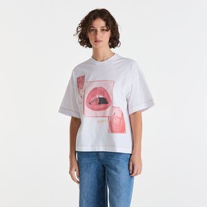 Stung Boxed Tee - White