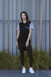 T-shirt: HANNAH LIORA TEE