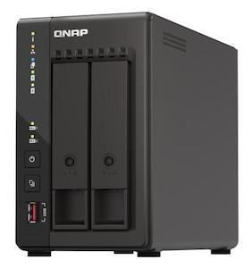 NAS drive: 2 bay QNAP NAS drive with 8GB ram