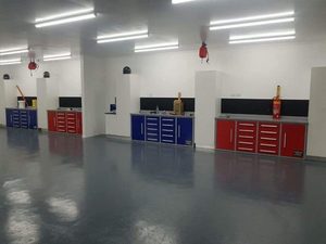 Products: Workbenches - Choice & Solutions