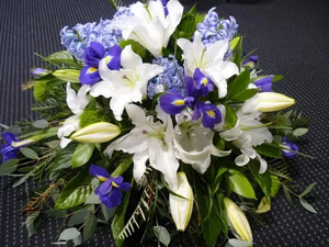 Products: Informal Wreath