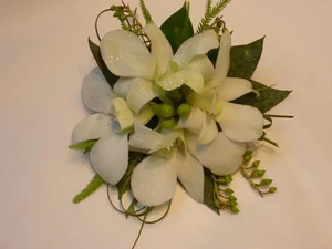 Products: Formal Corsage