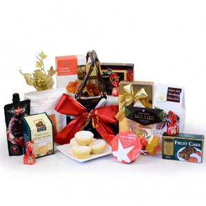 Christmas Gift Baskets: Classic Collection Gift Basket