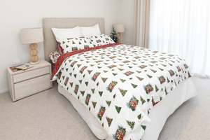 Products: 100% Organic Cotton Snowy Christmas Cabin Duvet Set