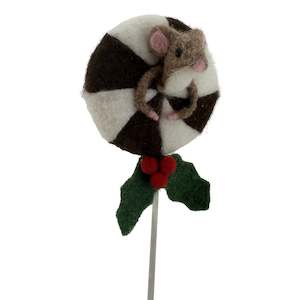 Felts: Mouse Asleep on a Gingerbread Lollipop