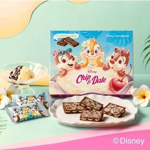 Snack: Limited Edition TOKYO BANANA x Disney Chip 'n' Dale Vanilla Chocolate Sandwich Cookies Gift Box 8 Pieces