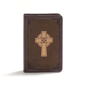 Csb: CSB  BIble Compact Ref Brown Celtic Cross (L/P)