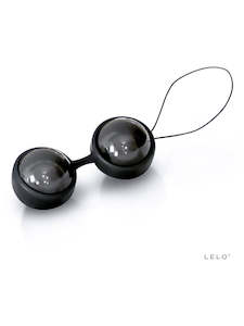 Female Sex Toys: LELO Luna Beads Noir