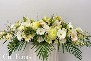 Farewell Funeral: Casket Spray