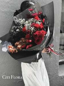 Christmas: Christmas Bouquet