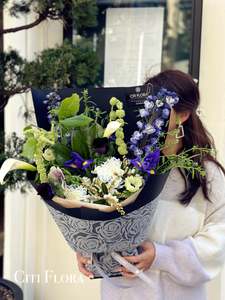 Christmas: Happiest Bouquet