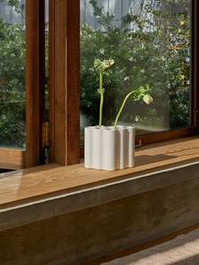 Vitra: Vitra Nuage Ceramic Vase