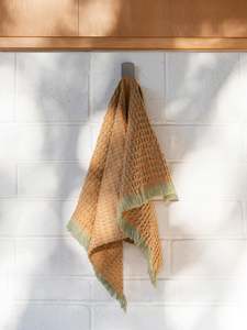 Mae Hand Towel