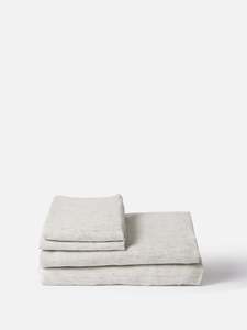 Bed Linen: Pinstripe Linen Fitted Sheet