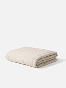 Bedspreads: Chambray Linen Quilt