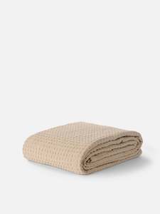Bedspreads: Textured Waffle Bedspread
