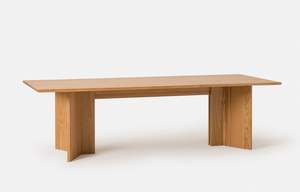 Dining Tables: Tatamu Table