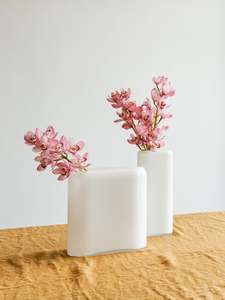 Nude Layers Vase