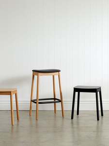 Radial Stool w/Leather Seat