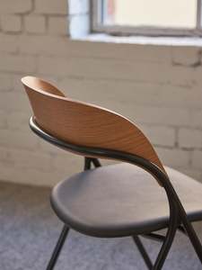 Trace Range: Trace Dining Chair w/ Leather Seat