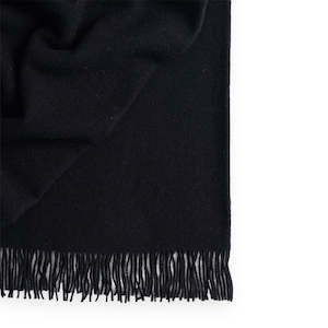 Weave: Nevis Throw - Black
