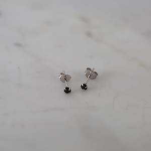 Mini Rock Studs Black - Silver