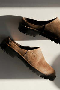 McKinlays x Commonplace Anderson Slip On | Tobacco Patina
