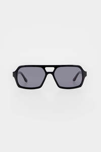 Products: Lola | Black