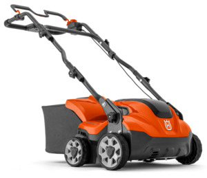 Push Lawn Mowers: Husqvarna S138i Battery Scarifier Kit